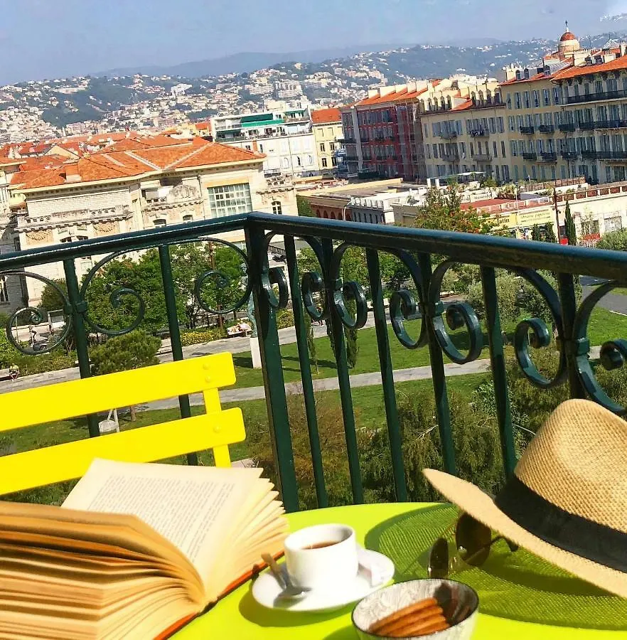 Chez Kari-Top Location In Charming Old Town Nice Apartment